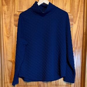 J. Crew Women’s Dark Blue Quilted Sweater Large